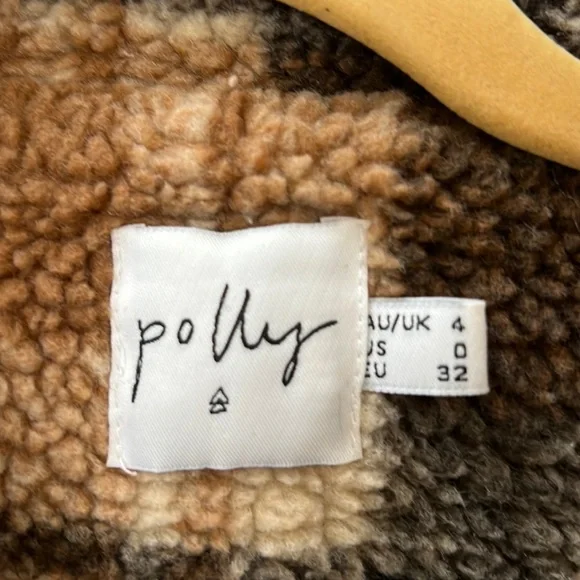 POLLY Sherpa Jacket - Picture 2 of 5